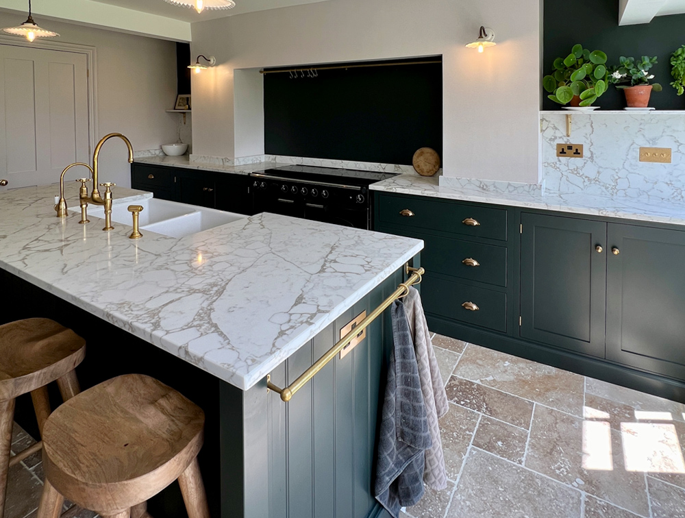 Aviva Stone granite, quartz, stone and marble kitchen surfaces